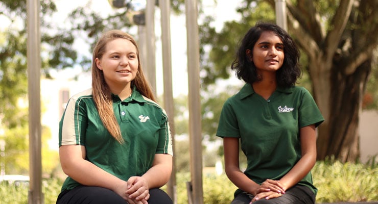 USF students sitting outside